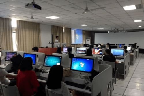 計(jì)算機(jī)科學(xué)與技術(shù)學(xué)院2021年本科招生報(bào)考指南——技術(shù)服務(wù)篇